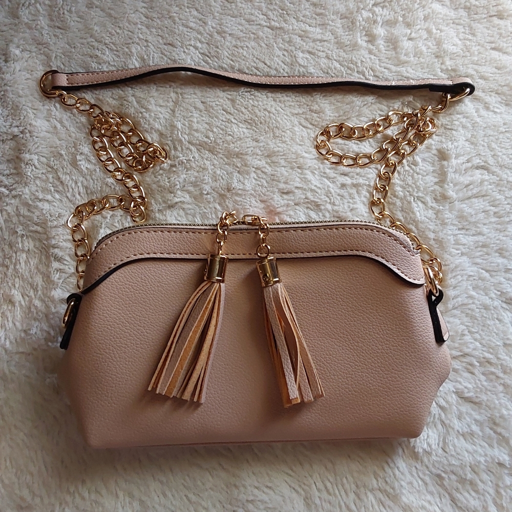 🌺 NEW Small Tan Faux Leather Bag w/Chain Strap